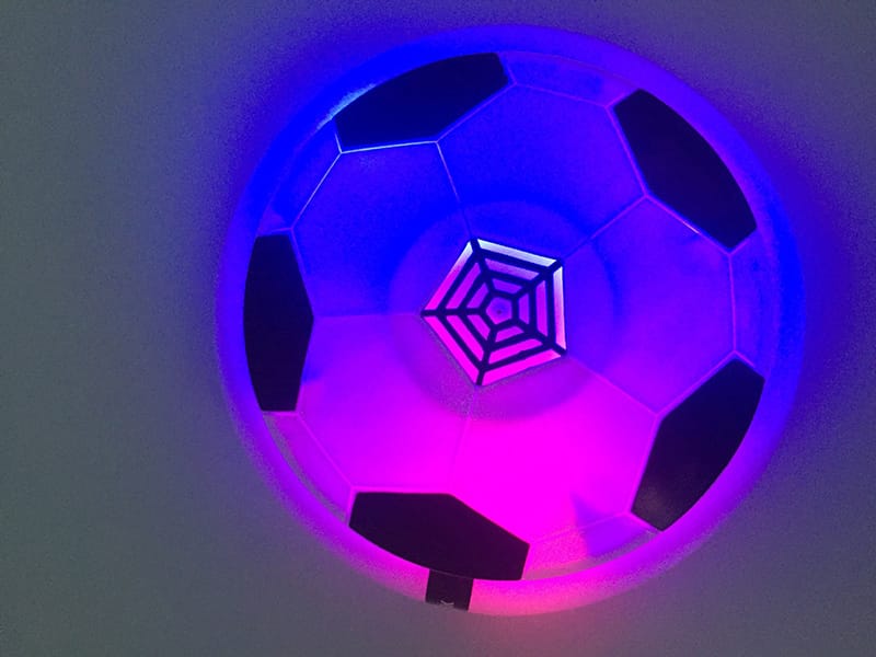 Ballon de jeu LED flottant – Glisse sur le sol avec des effets lumineux